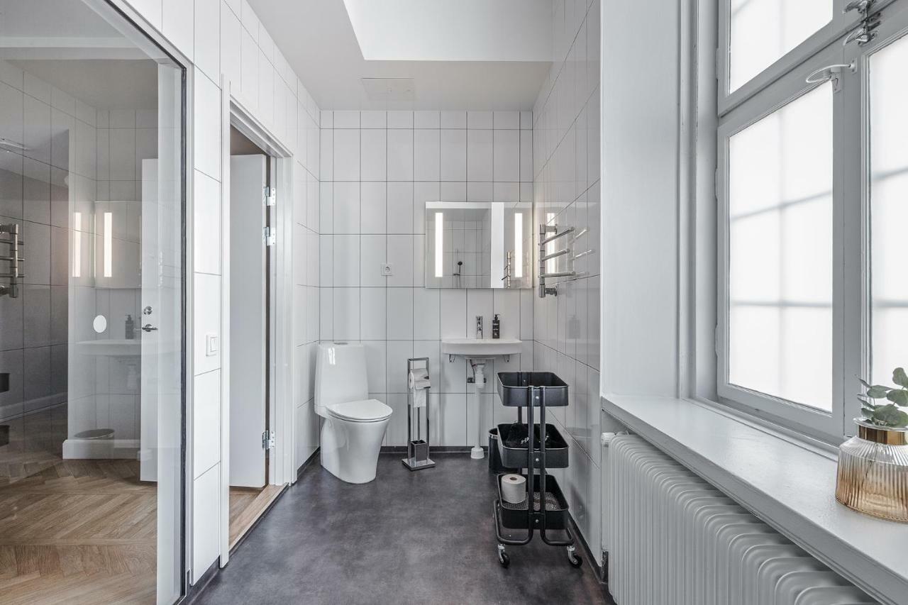 Livgrenadjaermaessen Hotell-Fest-Konferens Линчёпинг Экстерьер фото