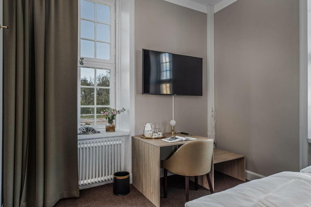 Livgrenadjaermaessen Hotell-Fest-Konferens Линчёпинг Экстерьер фото